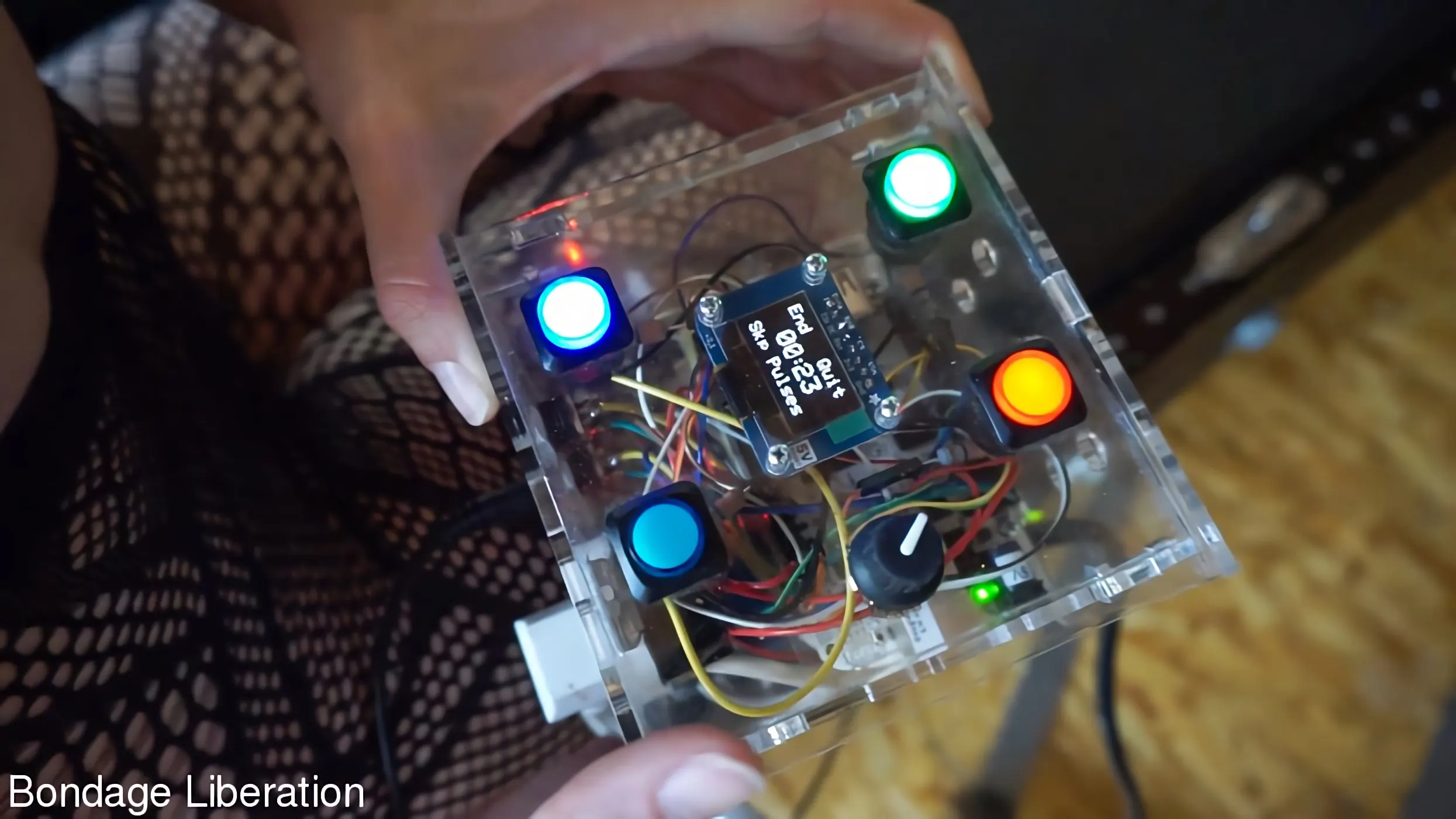 Kink Partners '箱の力' 主演 ltx4jay (写真 7)