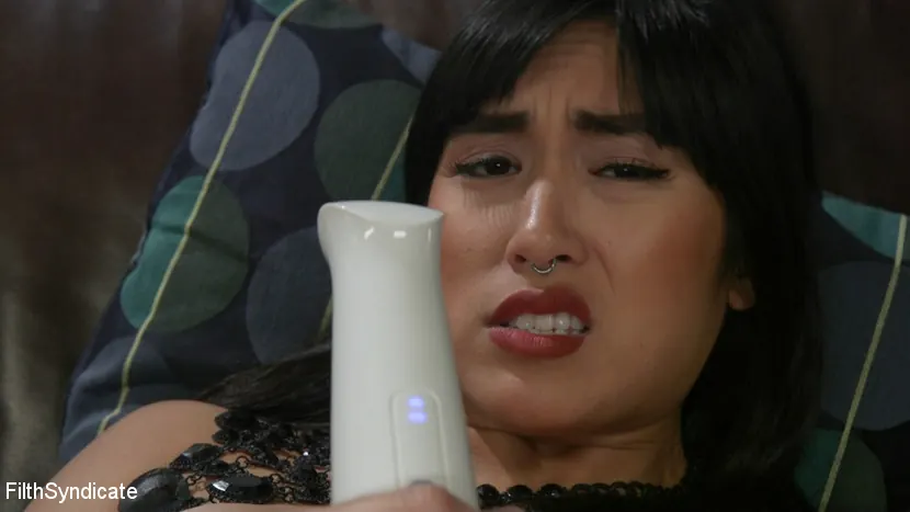 Kink Partners 'KINKY JOI: Consultora de orgasmos' protagonizando Mia Little (foto 7)