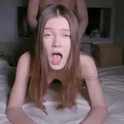 Mirari に 'Kink Partners' ミラリ:無実のティーンが彼女のタイトな猫を破壊する (サムネイル 34)