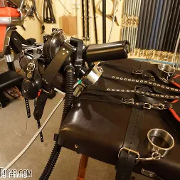 Mistress Eleise de Lacy en 'Kink Partners' Esclavitud extrema (Miniatura 8)