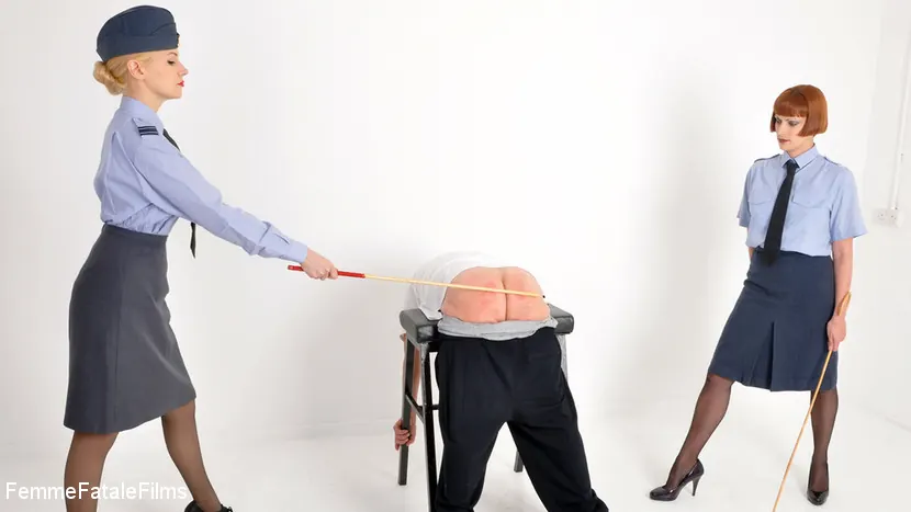 Mistress Eleise de Lacy en 'Castigo judicial' from 'Kink Partners' (foto 7) Kink Partners 'Castigo judicial' protagonizando Mistress Eleise de Lacy (foto 7)