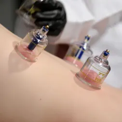 Mistress Irony に 医者が入っています。 (写真 11) Mistress Irony に 'Kink Partners' 医者が入っています。 (サムネイル 11)