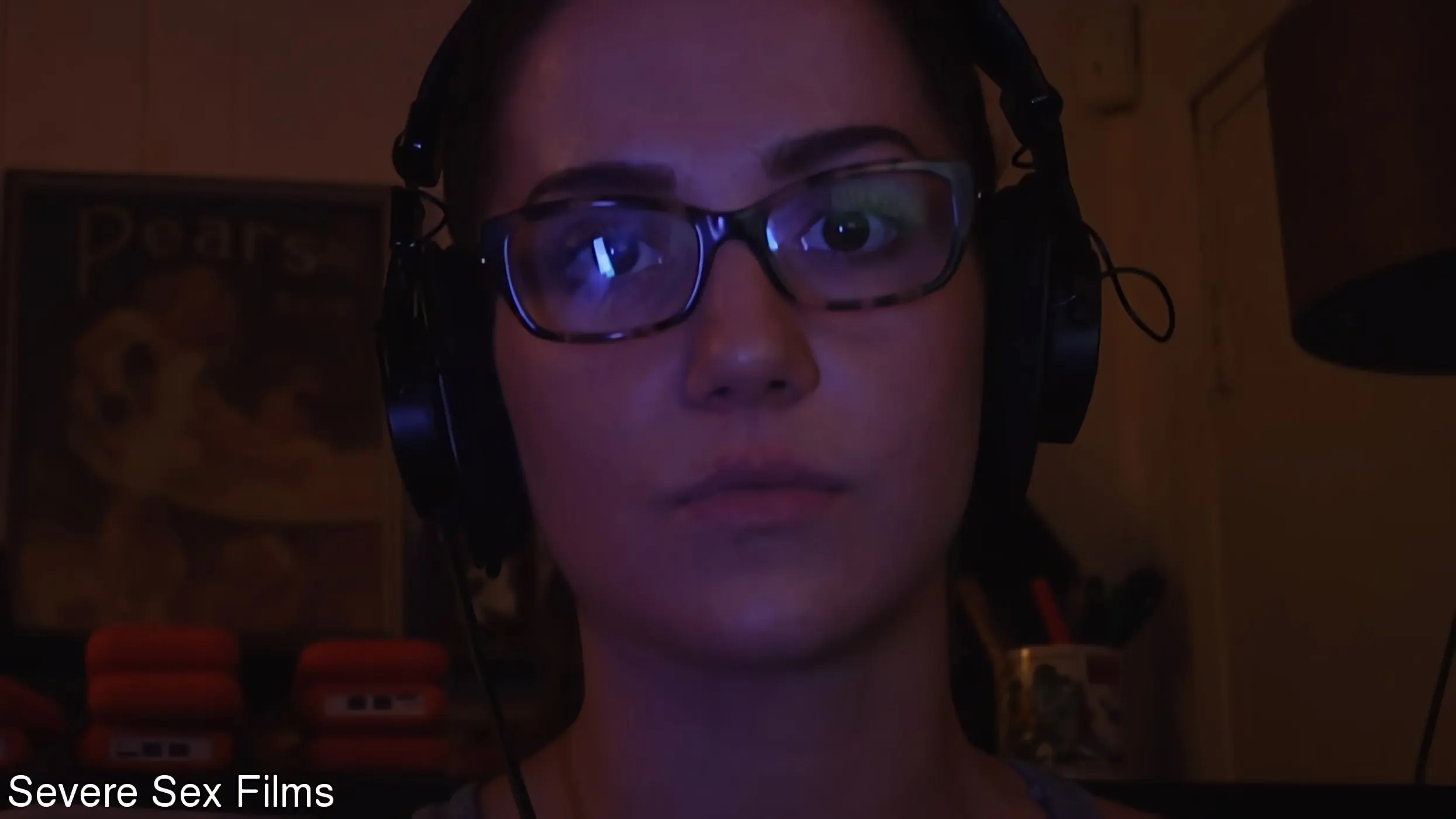 Kink Partners '壊れた輪姦(2のパート1)' 主演 Mona Wales (写真 1)