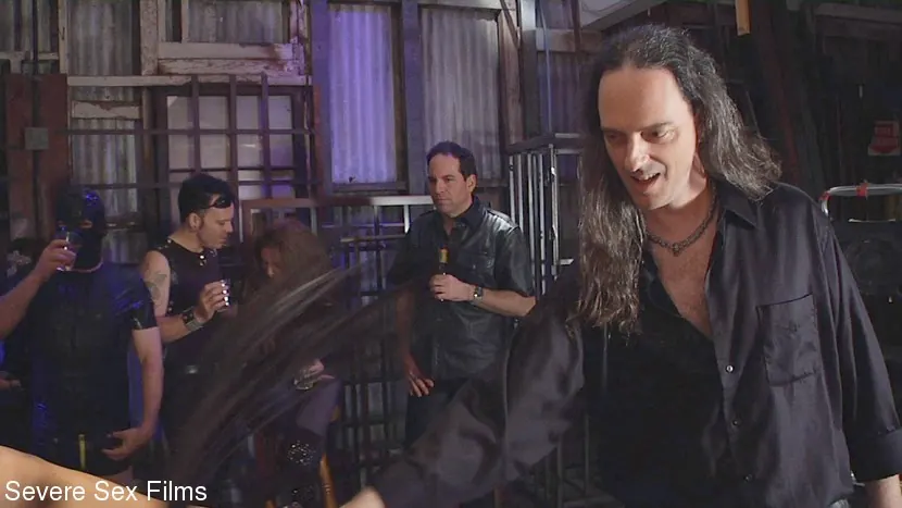 Kink Partners 'Orgía traidora (parte 3 de 4)' protagonizando Nikki Darling (foto 7)