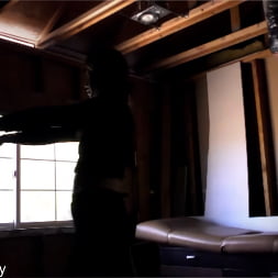 Nyomi Star に 'Kink Partners' 私は将来の上司をロボットに変えました! (サムネイル 3)