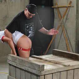 Nyssa Nevers en 'Kink Partners' Nyssa nunca estuvo detenida (Miniatura 2)