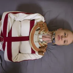 Rachel Greyhound en 'Kink Partners' Exposición a la camisa de fuerza eléctrica, primera parte (Miniatura 17)