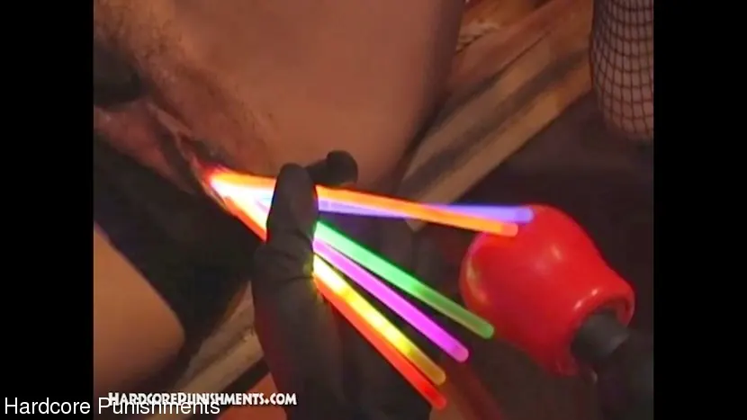 Kink Partners 'ハードコアの罰:ルキオ青木3 - グロースティックで犯さ!' 主演 Rukio Aoki (写真 22)