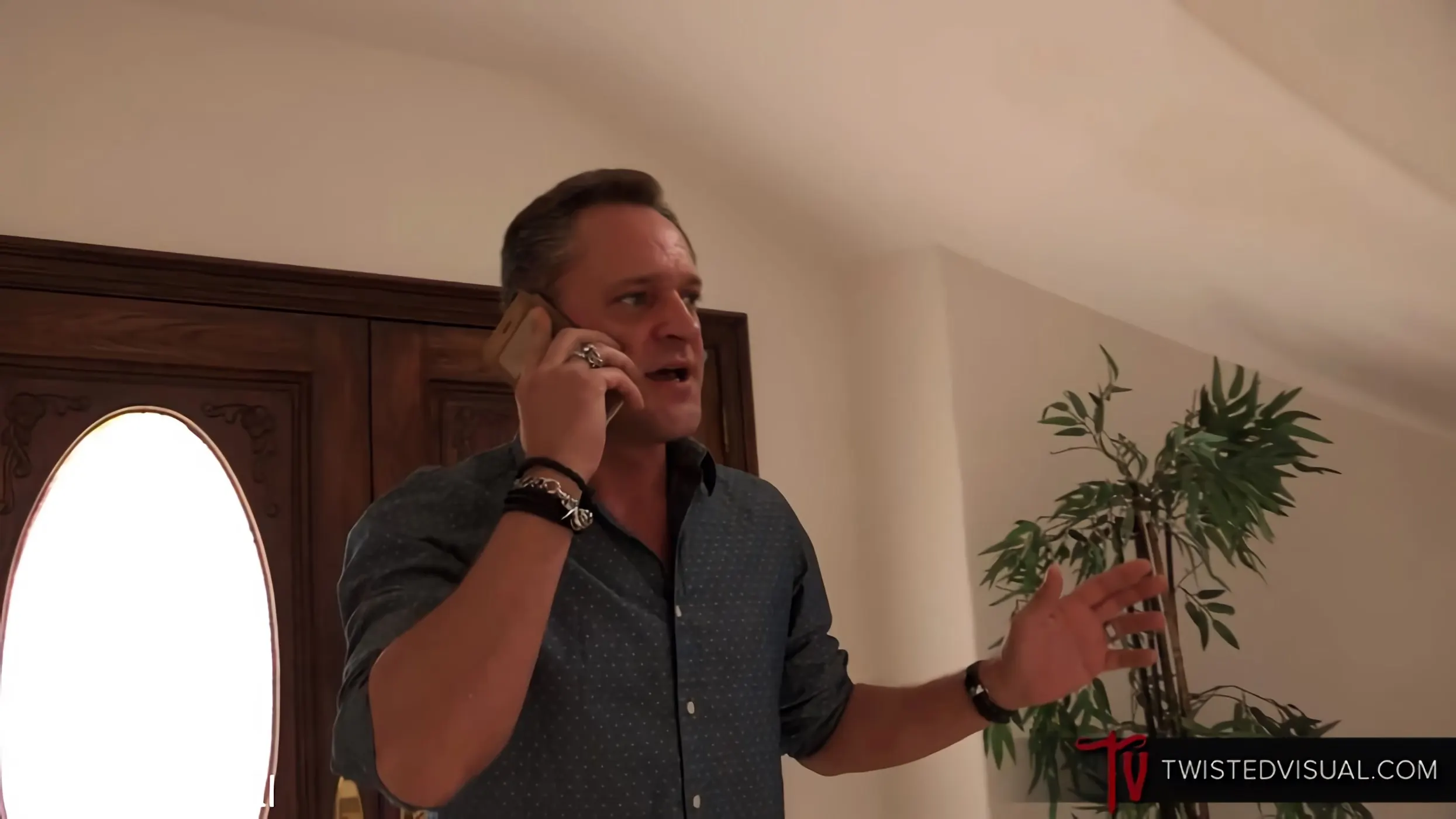 Kink Partners 'Will Do Anything To Please Her Step-Daddy' protagonizando Sara Luvv (foto 2)