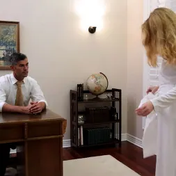 Sarah James に 'Kink Partners' シスター・デイビス:召し (サムネイル 1)