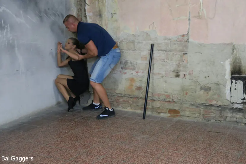 Kink Partners 'Struggling Sarak Kay gets Whipped' starring Sarah Kay (Photo 1)