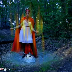 Sarah Strawberries に 'Kink Partners' アシュリーはSFiドリームガールズを発射:小さな赤いロージーボット (サムネイル 18)