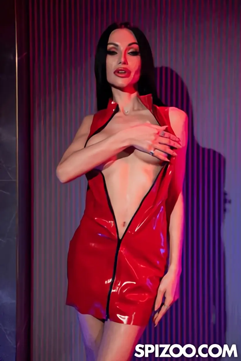 Kink Partners 'La muñeca guarra Sasha Rose abre su coño para recibir una polla grande' protagonizando Sasha Rose (foto 22)