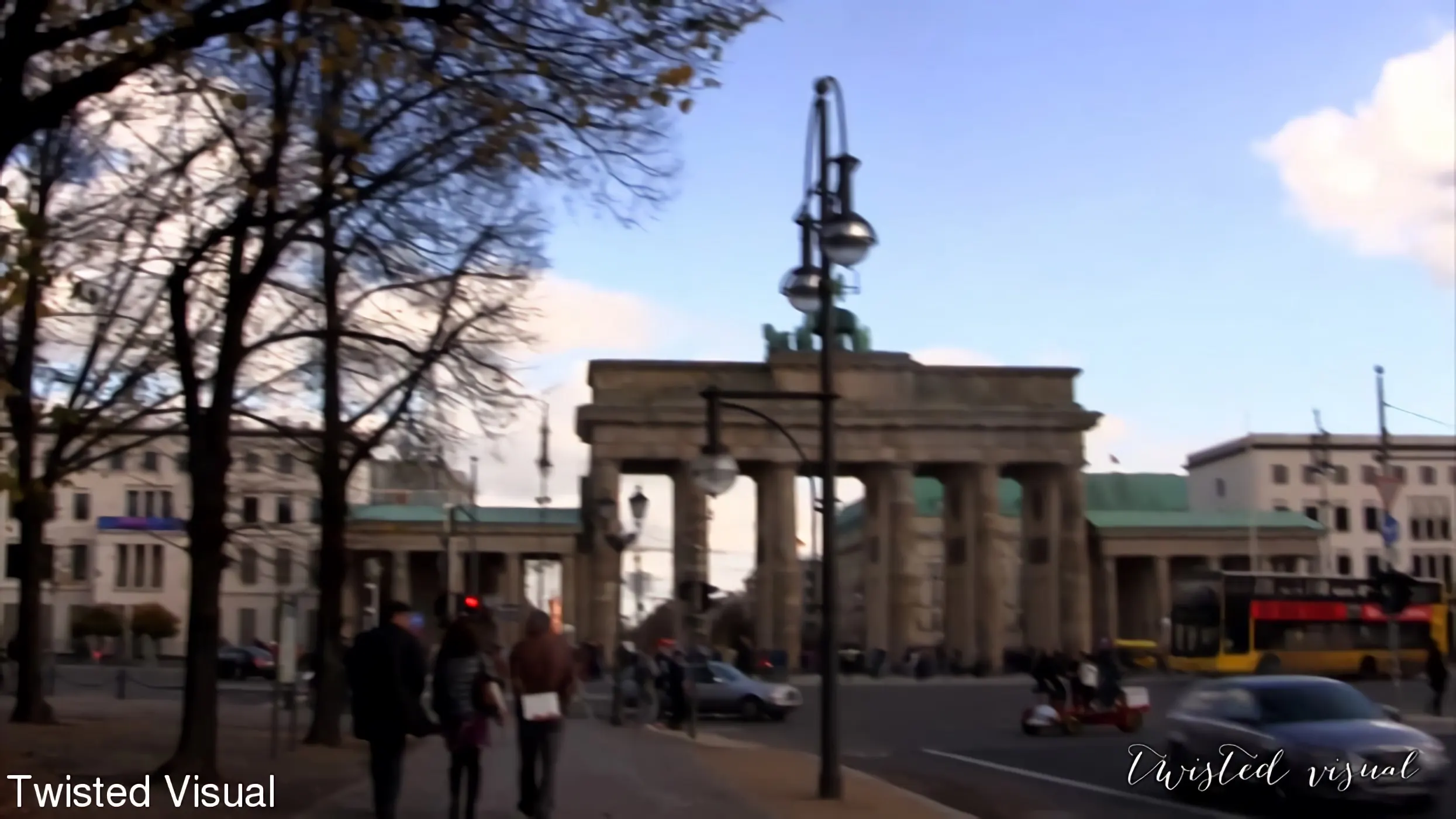 Sexy Susi に 'Gets Her Asshole Publicly Fucked' from 'Kink Partners' (写真 14) Kink Partners 'Gets Her Asshole Publicly Fucked' 主演 Sexy Susi (写真 14)