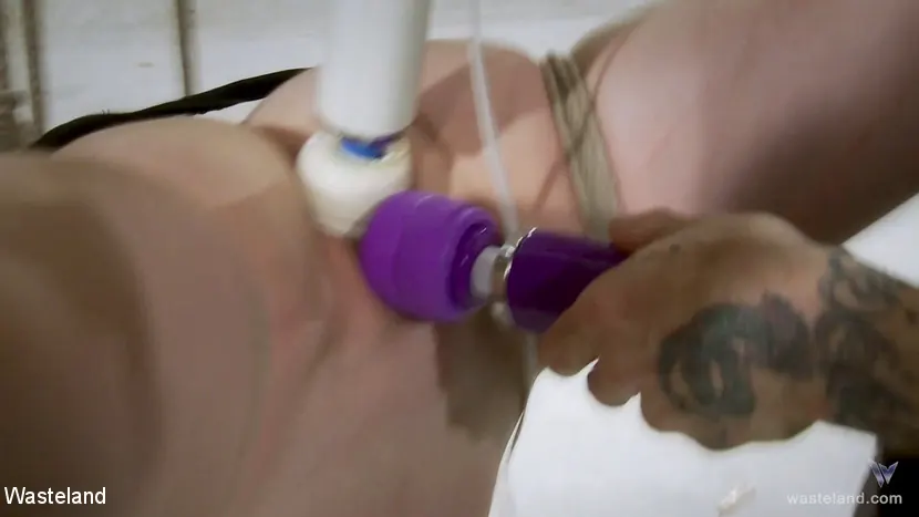 Kink Partners 'Lustful Lily Ligotage: Electric Parade' starring Shadrack Stargazer (Photo 16)