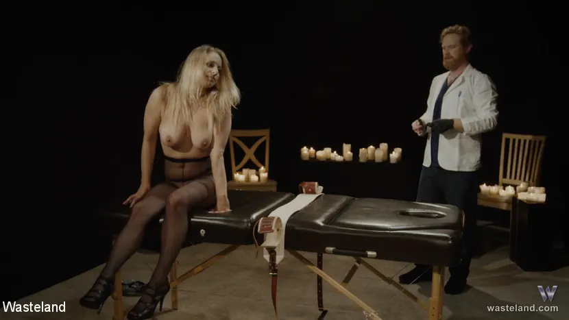 Kink Partners '試験' 主演 Sicilia Ricci (写真 1)