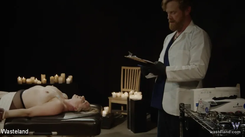 Kink Partners 'El examen' protagonizando Sicilia Ricci (foto 5)