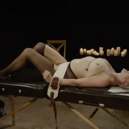 Sicilia Ricci en El examen (foto 16) Sicilia Ricci en 'Kink Partners' El examen (Miniatura 16)