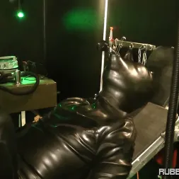 Sklave に 'Kink Partners' ダス・グミ・ベヌツングス・グレクト:第1章 (サムネイル 3)