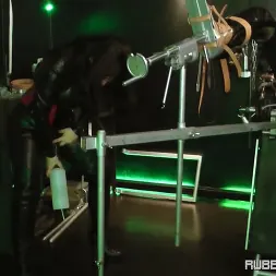 Sklave に 'Kink Partners' ダス・グミ・ベヌツングス・グレクト:第1章 (サムネイル 16)