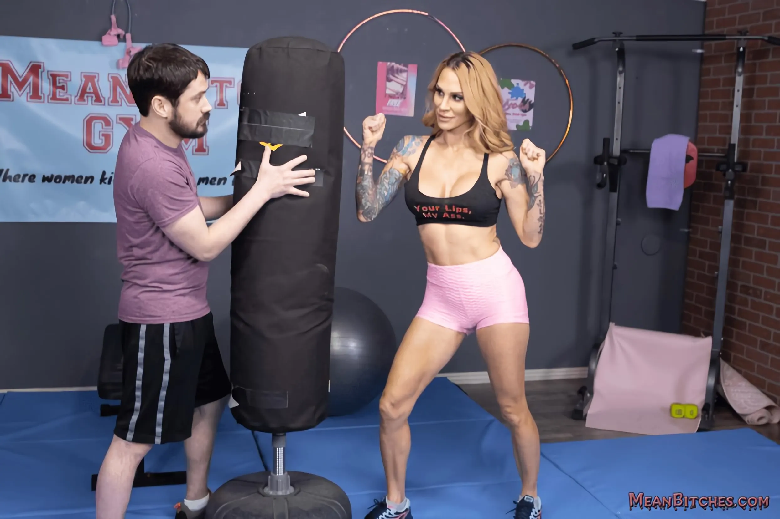 Kink Partners 'ジムのいじめっ子4-サラジェシー' 主演 Slave Fluffy (写真 1)