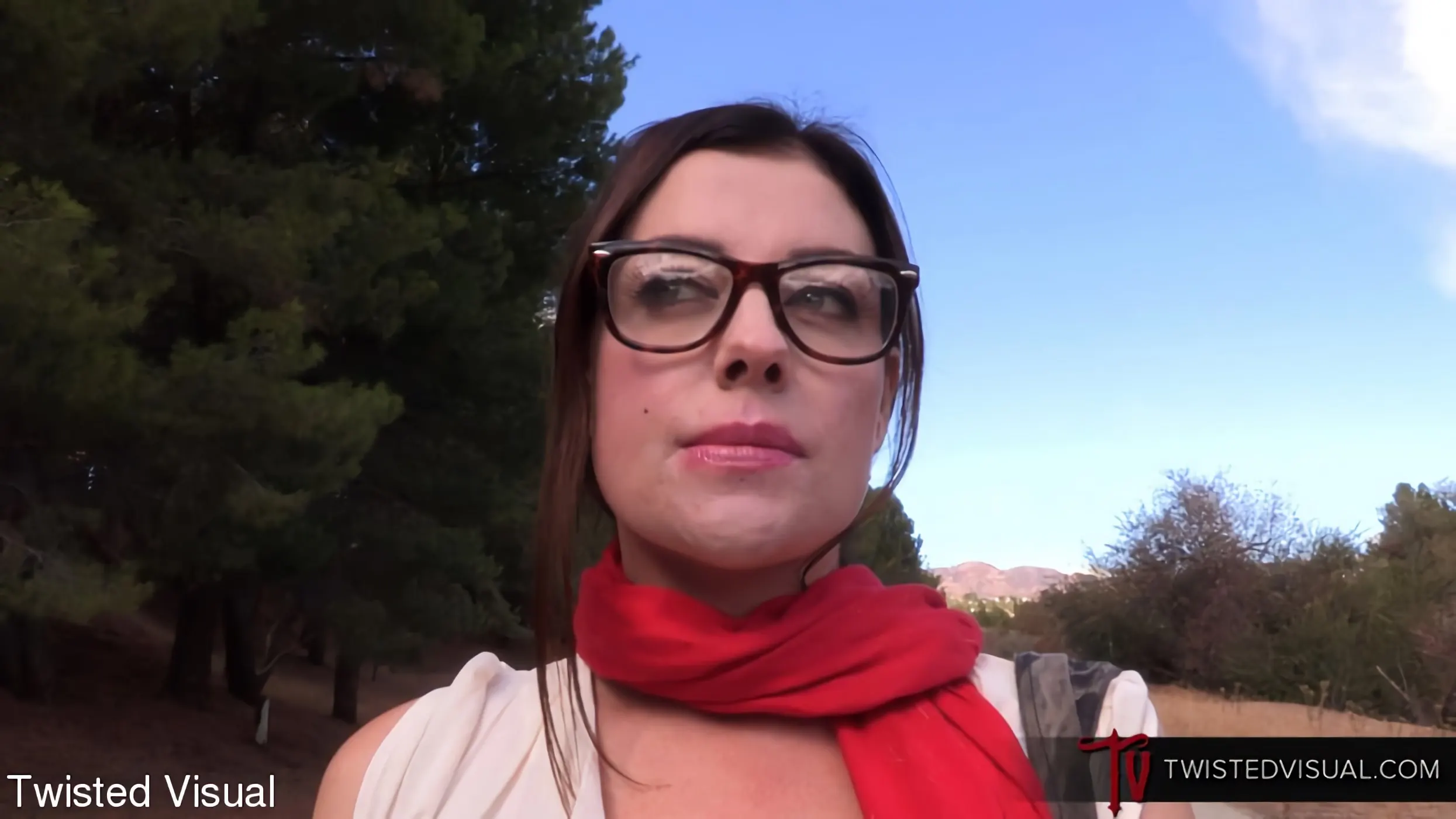 Sovereign Syre に '秘密のパブリックステップソンファック' from 'Kink Partners' (写真 1) Kink Partners '秘密のパブリックステップソンファック' 主演 Sovereign Syre (写真 1)