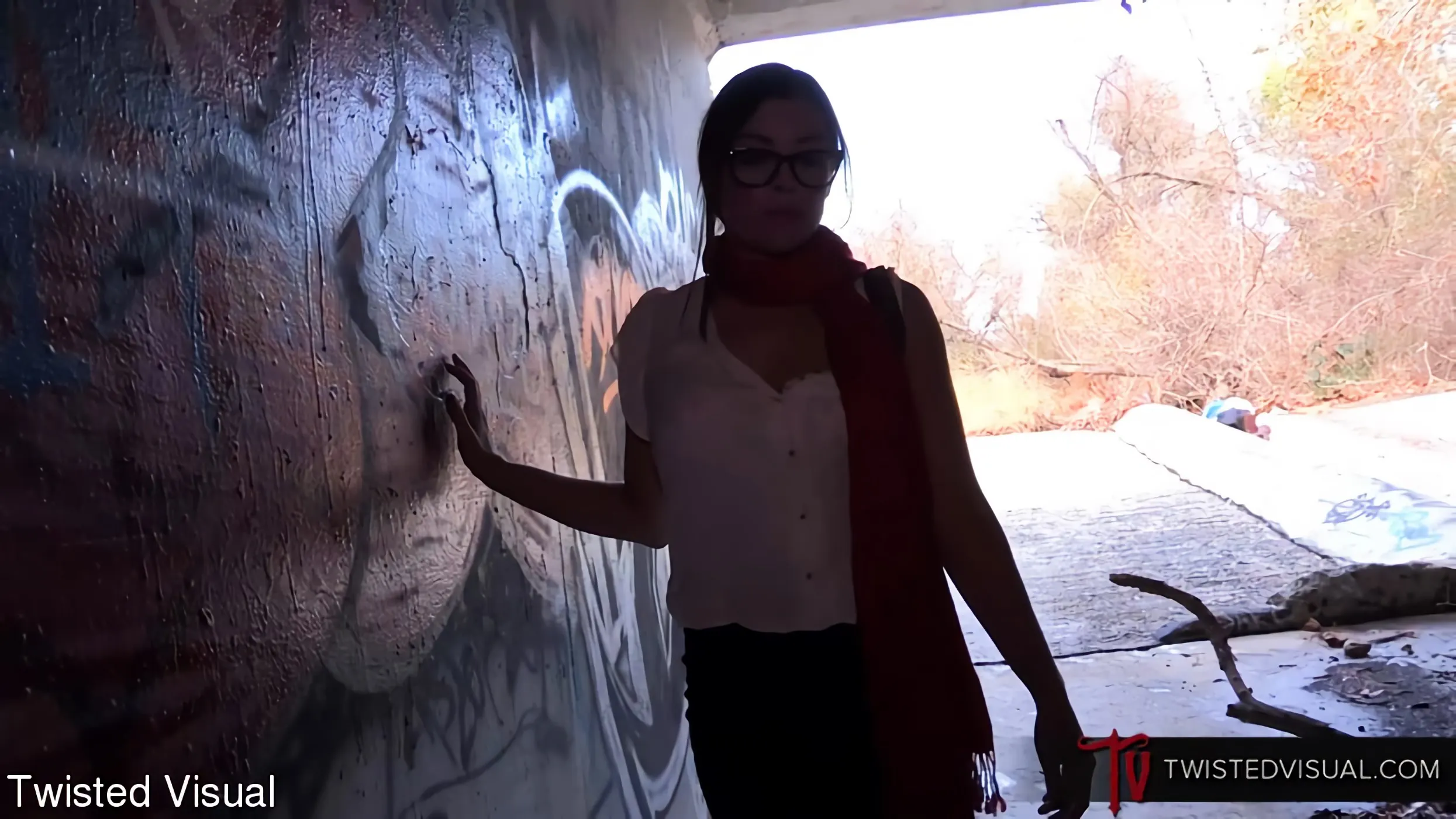 Sovereign Syre に '秘密のパブリックステップソンファック' from 'Kink Partners' (写真 3) Kink Partners '秘密のパブリックステップソンファック' 主演 Sovereign Syre (写真 3)