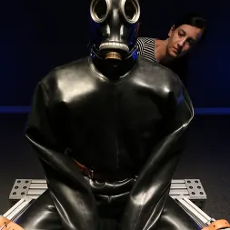 Squeak en 'Kink Partners' Mi entretenimiento (Miniatura 12)