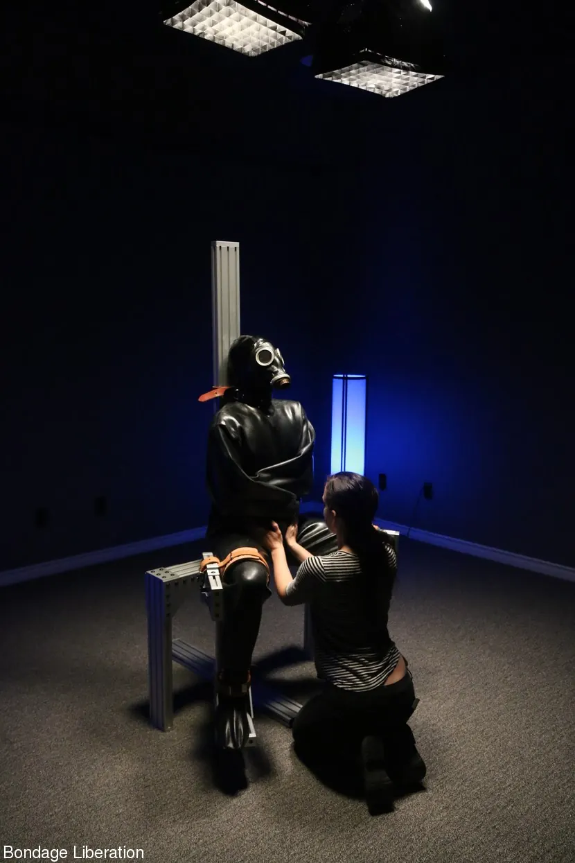 Kink Partners 'Mi entretenimiento' protagonizando Squeak (foto 14)