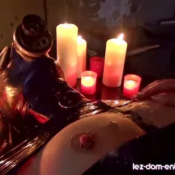 Star Mistress Luci に 暗闇の中の光 (写真 15) Star Mistress Luci に 'Kink Partners' 暗闇の中の光 (サムネイル 15)