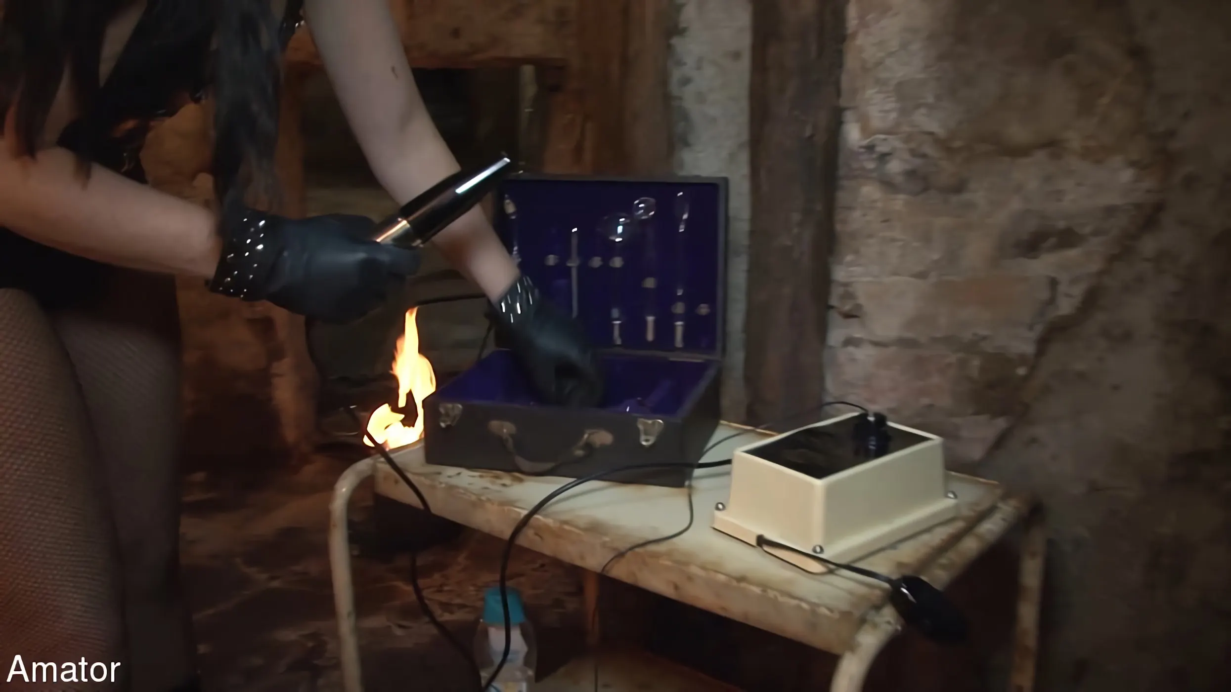 Kink Partners 'ダンジョンの喜び (1 の 2)' 主演 Star Mistress Luci (写真 5)