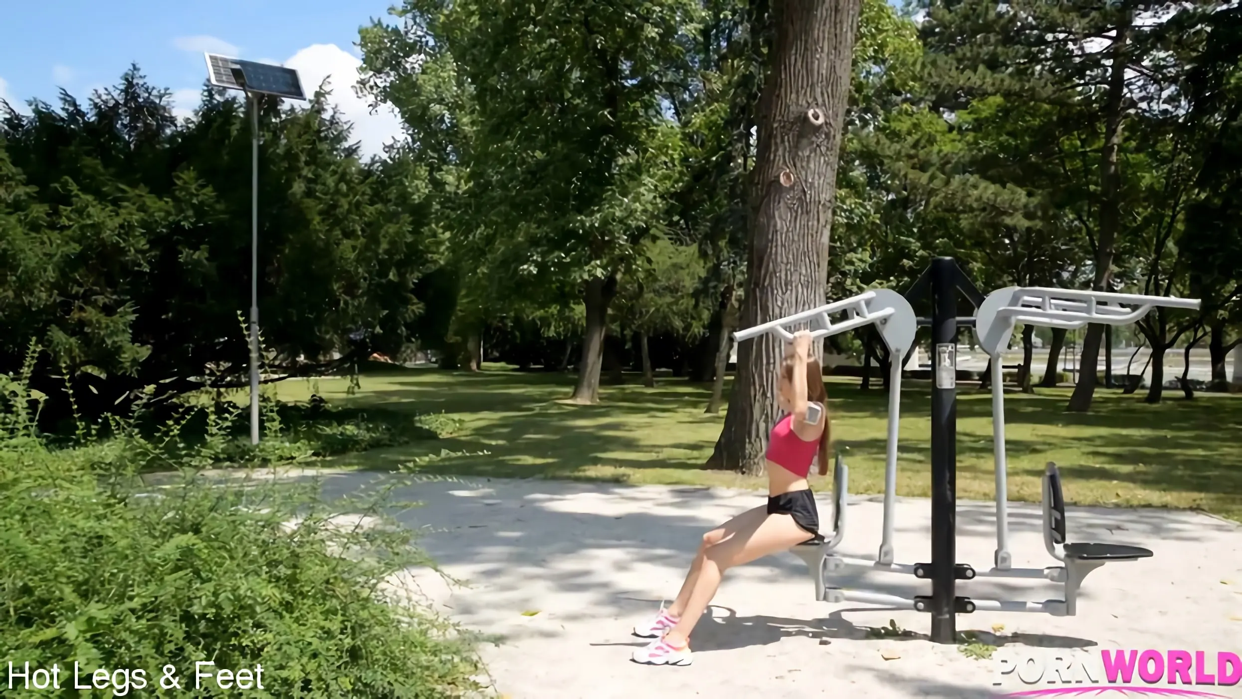 Stella Flex に 'トレーナーはコックに彼女の足を曲げる' from 'Kink Partners' (写真 3) Kink Partners 'トレーナーはコックに彼女の足を曲げる' 主演 Stella Flex (写真 3)