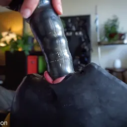 Tai Crimson en 'Kink Partners' Conmoción y pavor (Miniatura 4)