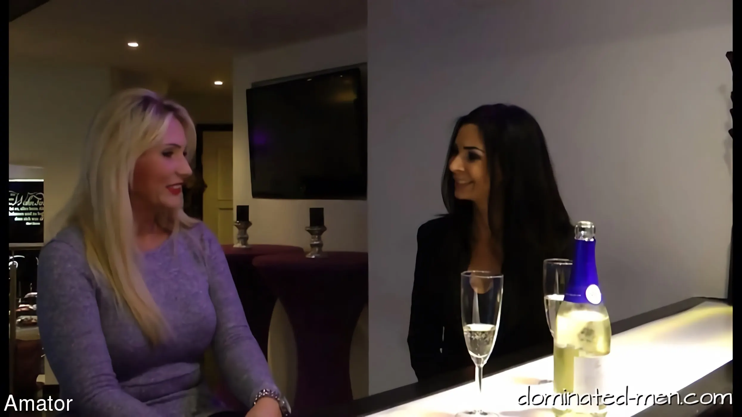 Kink Partners 'Goes Mistress (1 of 4)' protagonizando Tatjana Young (foto 1)