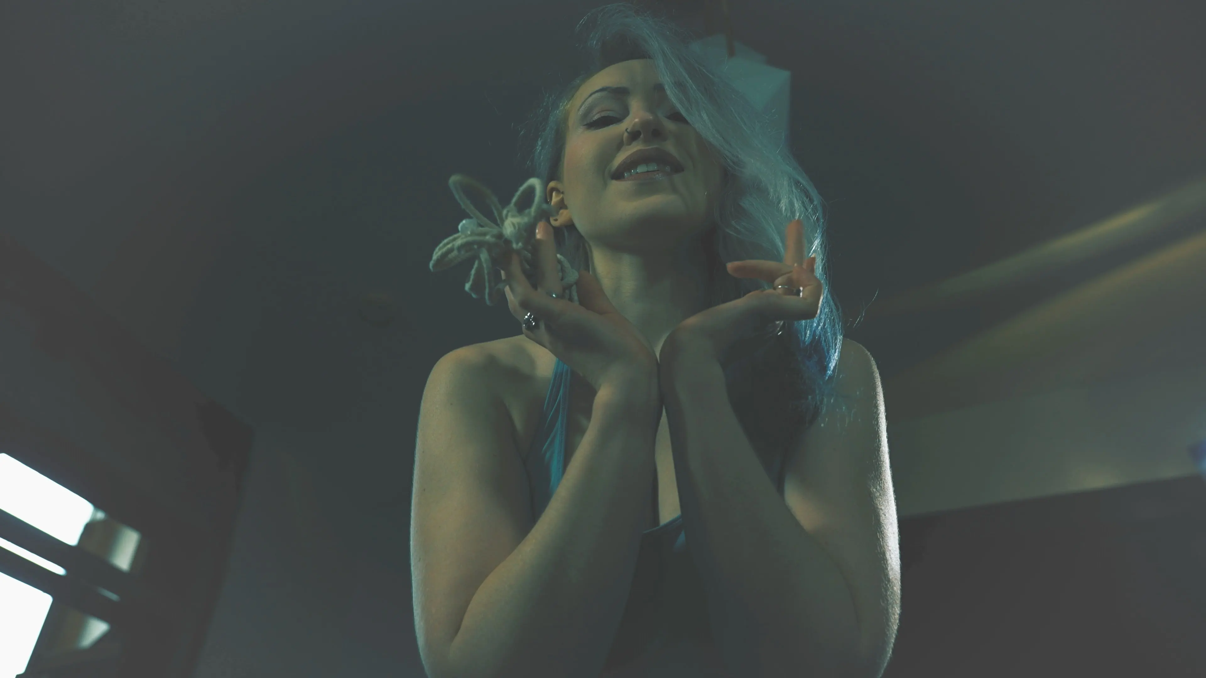 Kink Partners 'Insinuaciones desviadas' protagonizando Tina Lee Comet (foto 2)