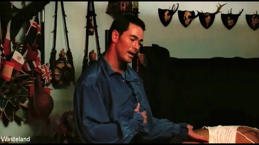 Kink Partners 'En la niebla - Episodio 2: En la sala de castigo' protagonizando Veronika (foto 16)