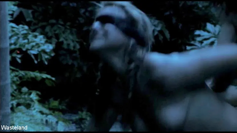 Kink Partners 'En la niebla - Episodio 7: El acechador nocturno' protagonizando Veronika (foto 20)