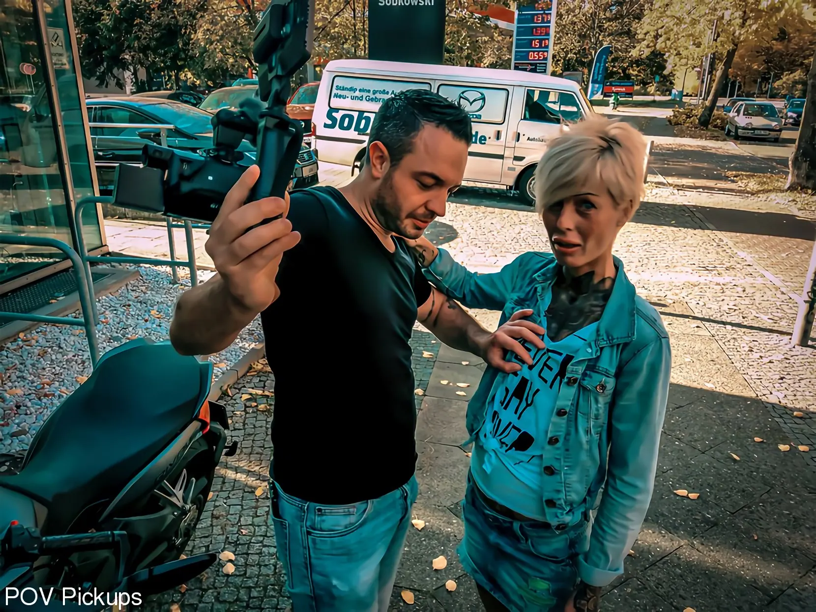 Vicky Hundt に '真剣に犯された熟女ヴィッキー・フントは屋外で釘付け!' from 'Kink Partners' (写真 3) Kink Partners '真剣に犯された熟女ヴィッキー・フントは屋外で釘付け!' 主演 Vicky Hundt (写真 3)