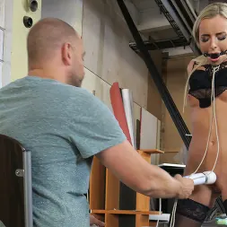 Victoria Pure に 'Kink Partners' ブロンドビクトリア純粋に苦しめられ、バイブ (サムネイル 5)