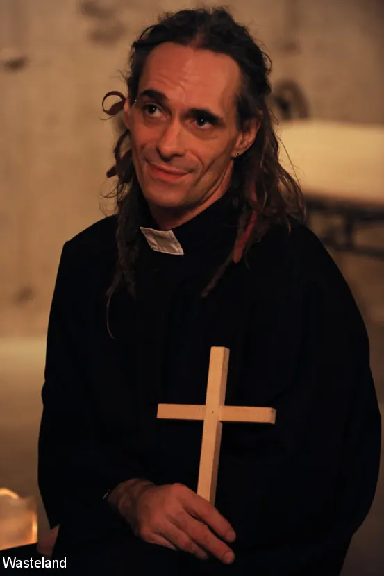 Kink Partners 'Bendíceme Padre, porque he pecado' protagonizando Violet Skye (foto 5)