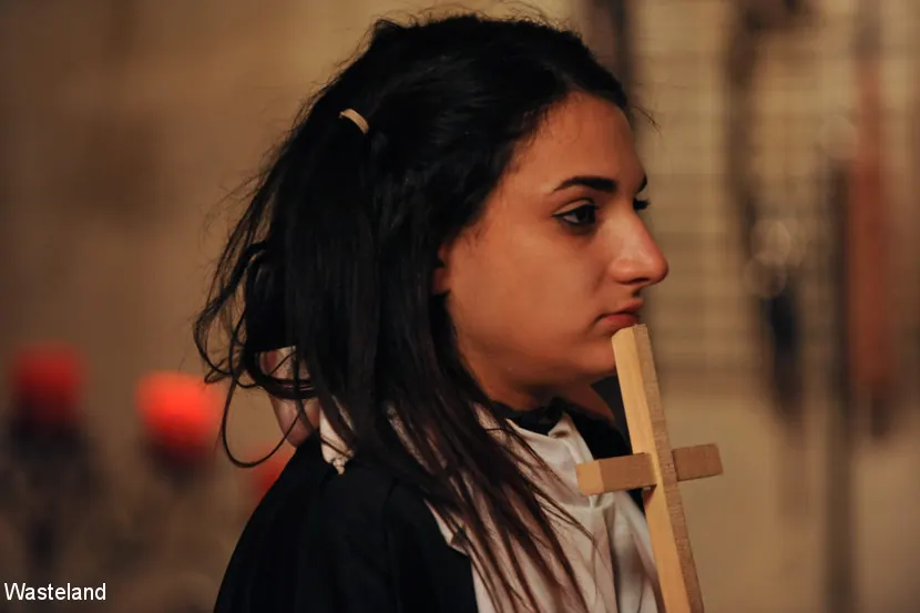 Kink Partners 'Bendíceme Padre, porque he pecado' protagonizando Violet Skye (foto 19)