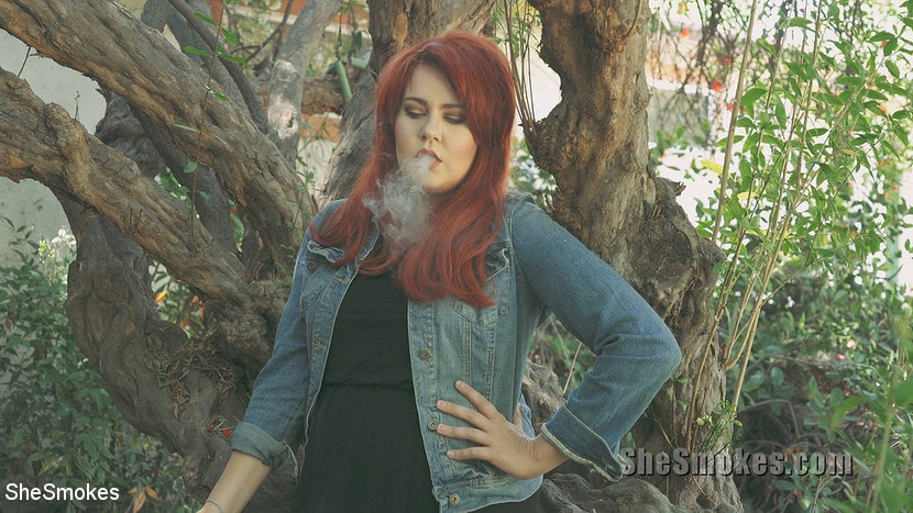 Kink Partners 'She Smokes 4' starring Vixon (Photo 15)