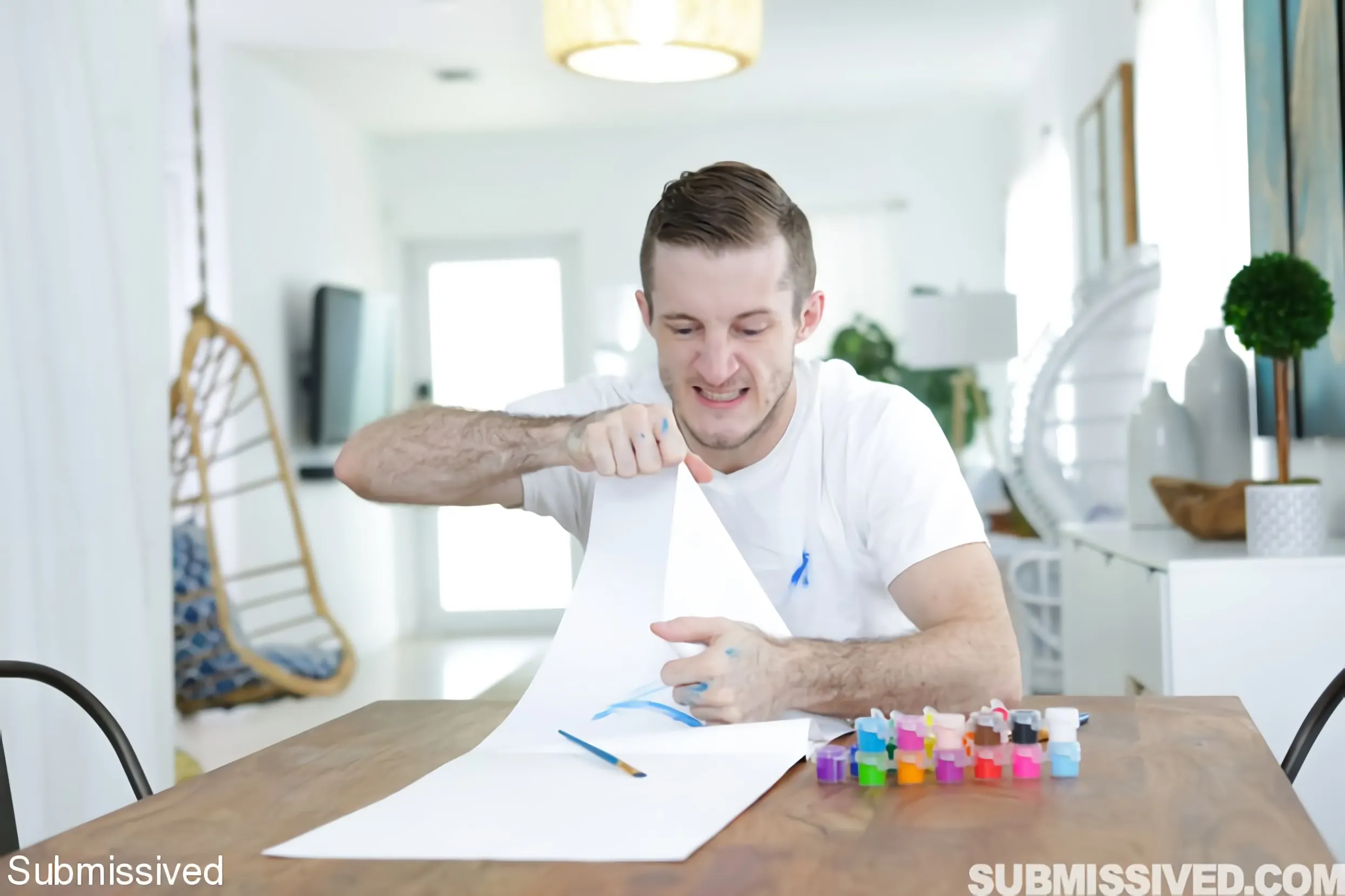 シーナ・メイ に 'シーナ・メイ' from 'Kink Partners' (写真 1) Kink Partners 'シーナ・メイ' 主演 シーナ・メイ (写真 1)