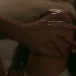 Yasmin Scott に ヤスミンは支配されることを懇願する (写真 15) Yasmin Scott に 'Kink Partners' ヤスミンは支配されることを懇願する (サムネイル 15)