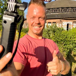 Zara Mendez in 'Kink Partners' Lost Place Fucking with Curvy Zara Mendez! (Thumbnail 1)